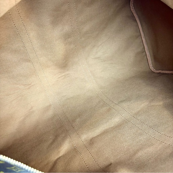 Louis Vuitton Keepall 55 Duffel Bag Travel Bag with lock key, tag poignet - Picture 13 of 16